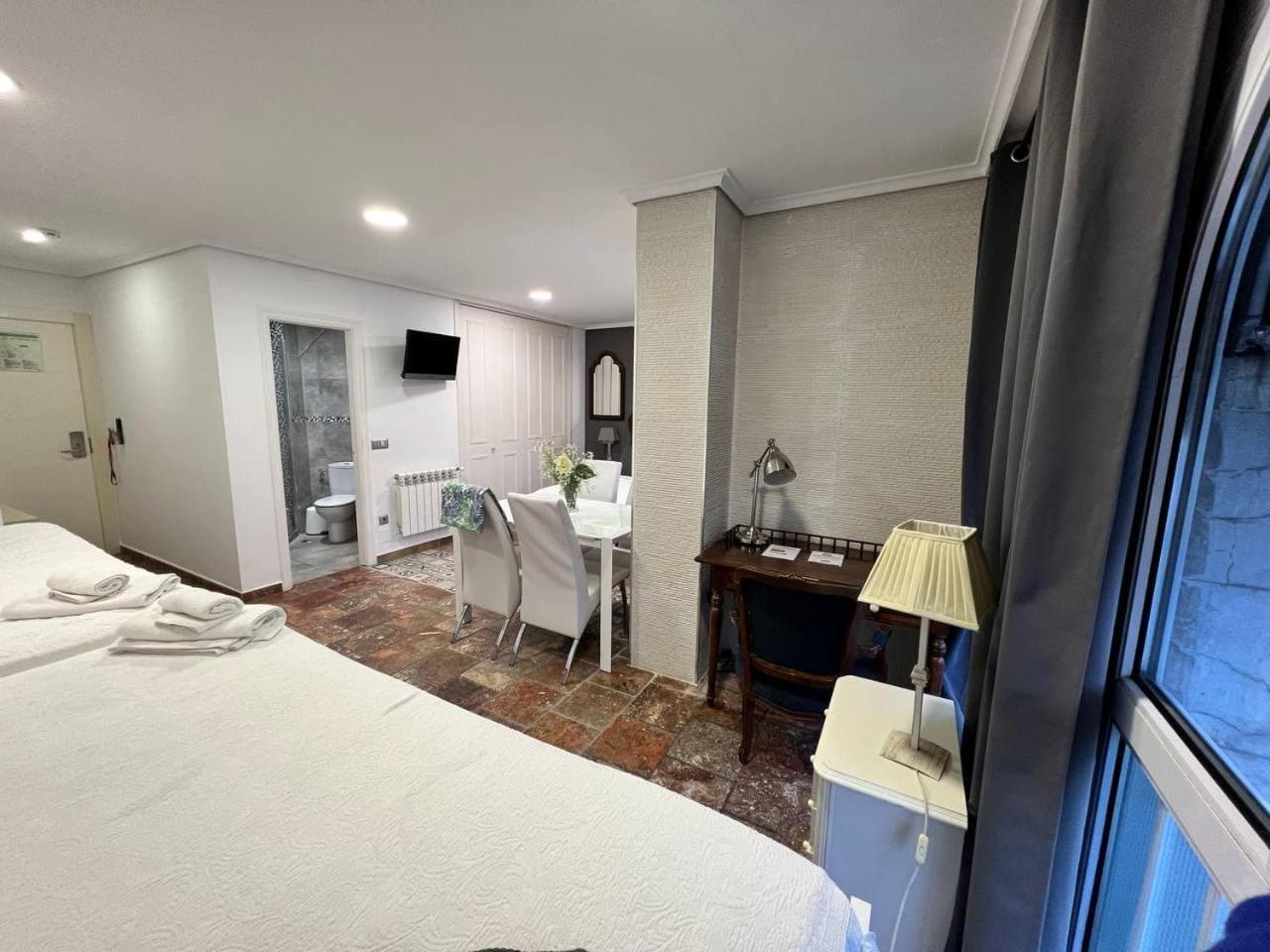 Apartamentos Las Brisas Santander Pokoj fotografie