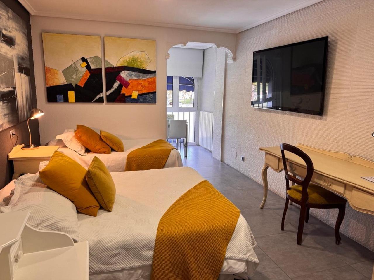 Apartamentos Las Brisas Santander Pokoj fotografie